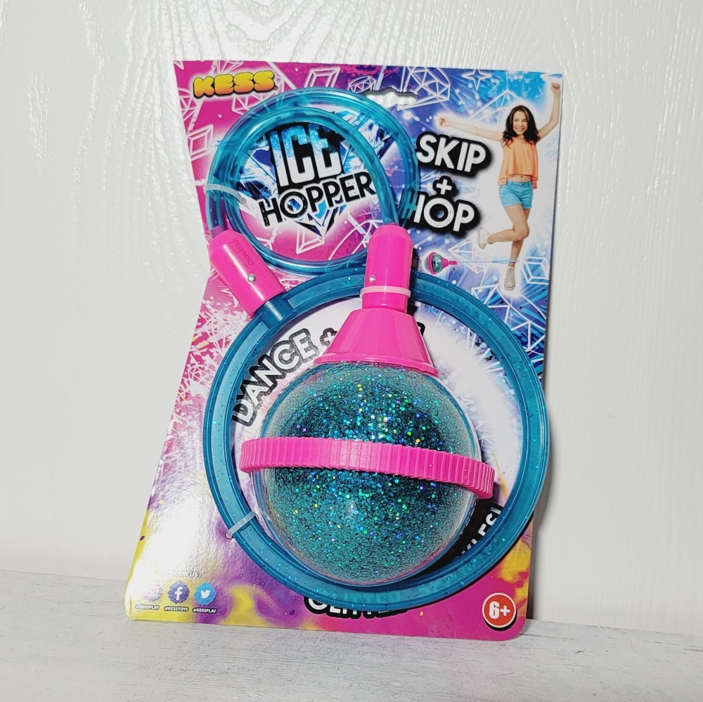 NEW Kess Ice Hopper Skip+Hop, Blue Glitter Ball